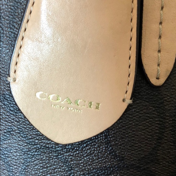 Authentic Coach Handbag - Picture 3 of 8